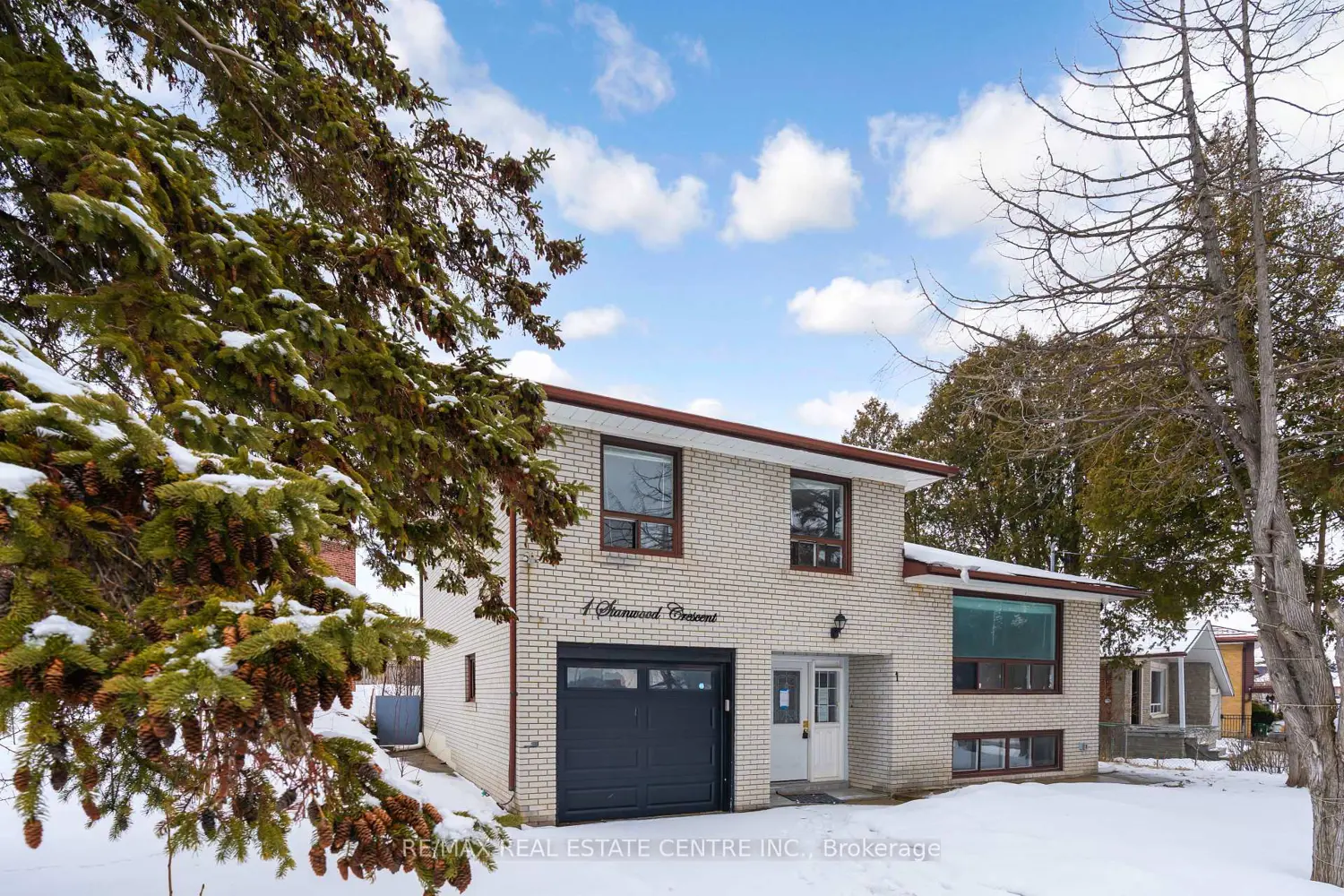 Additional image 3 of 1 Stanwood Crescent