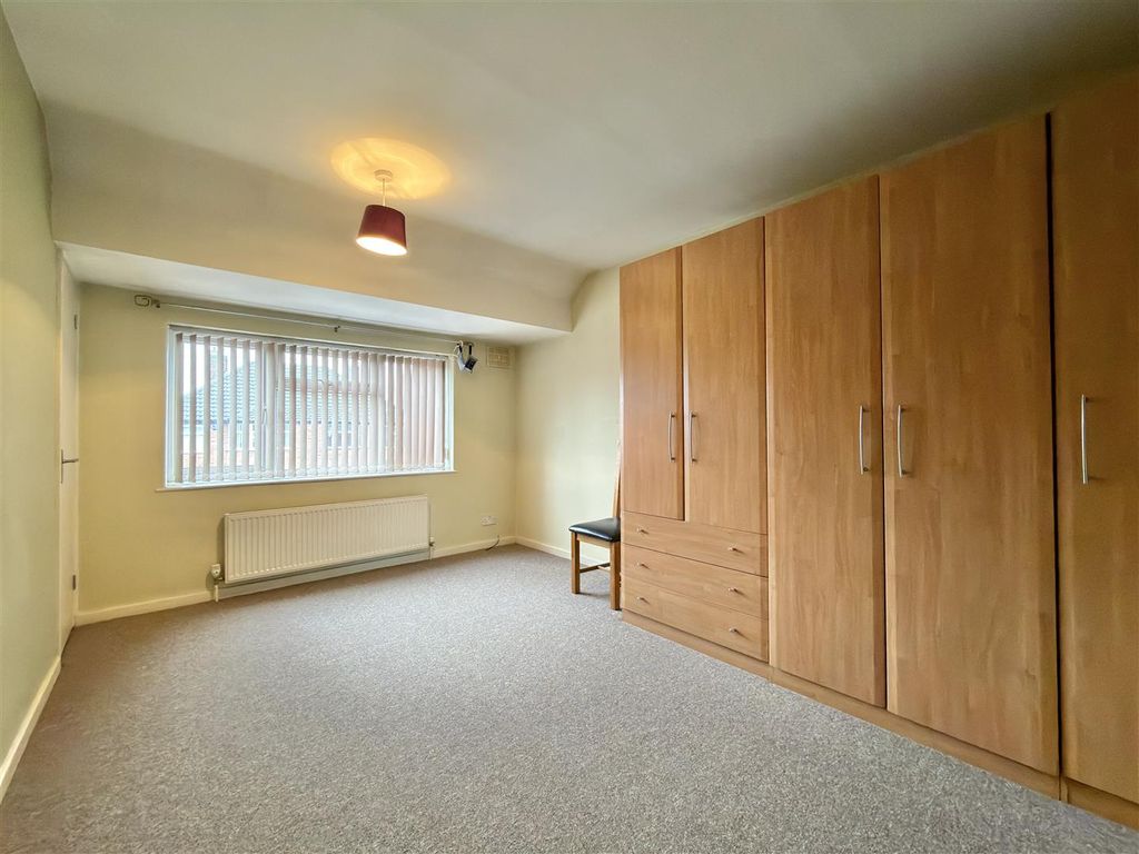 Additional image 5 of 3 bed semi-detached house for saleWoodgate Drive, Birstall, Leicester LE4