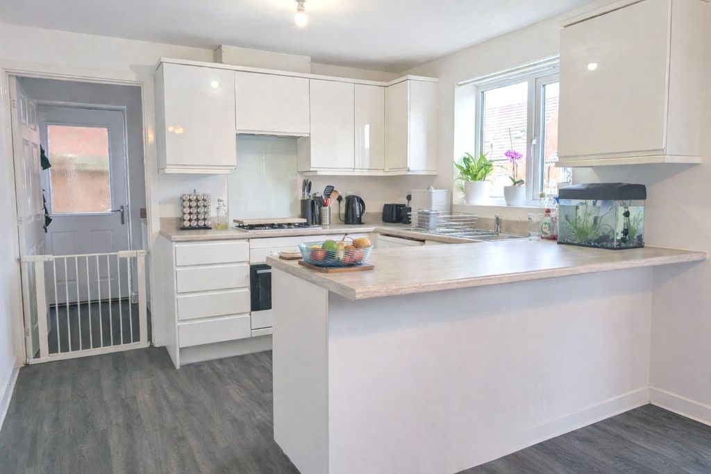 Additional image 2 of 4 bed detached house for salePeacock Gardens, East Leake, Loughborough, Nottinghamshire LE12
