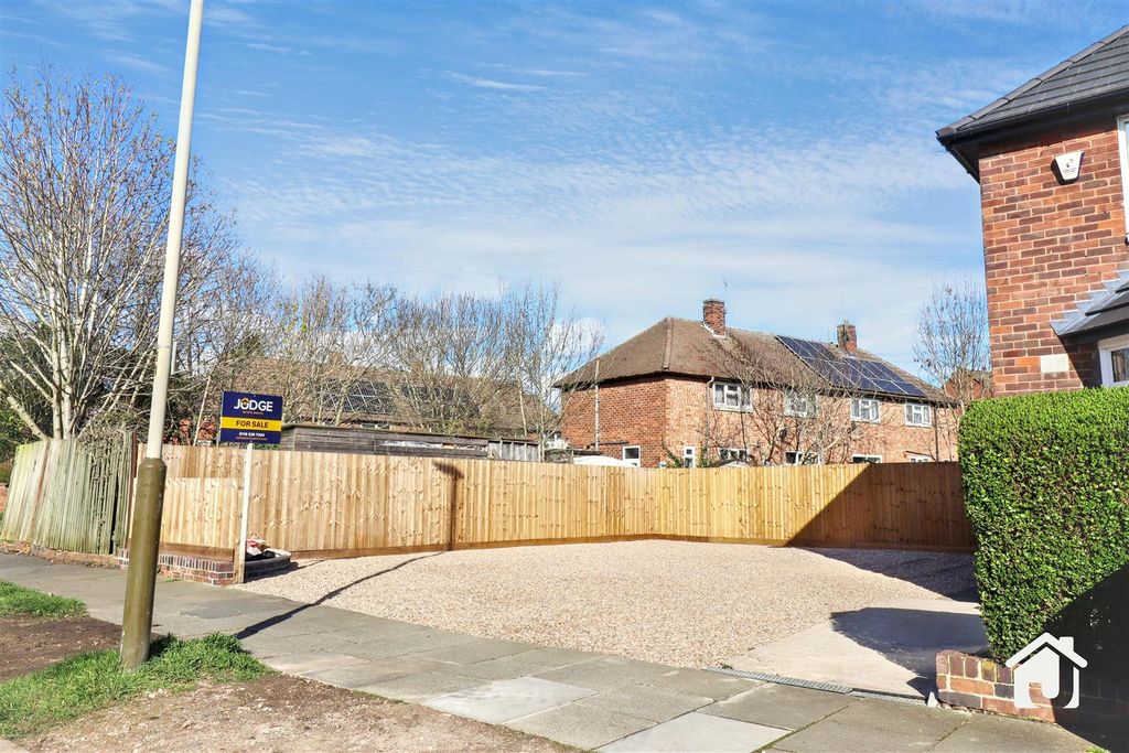 Additional image 29 of 3 bed semi-detached house for saleFalconer Crescent, New Parks, Leicester LE3