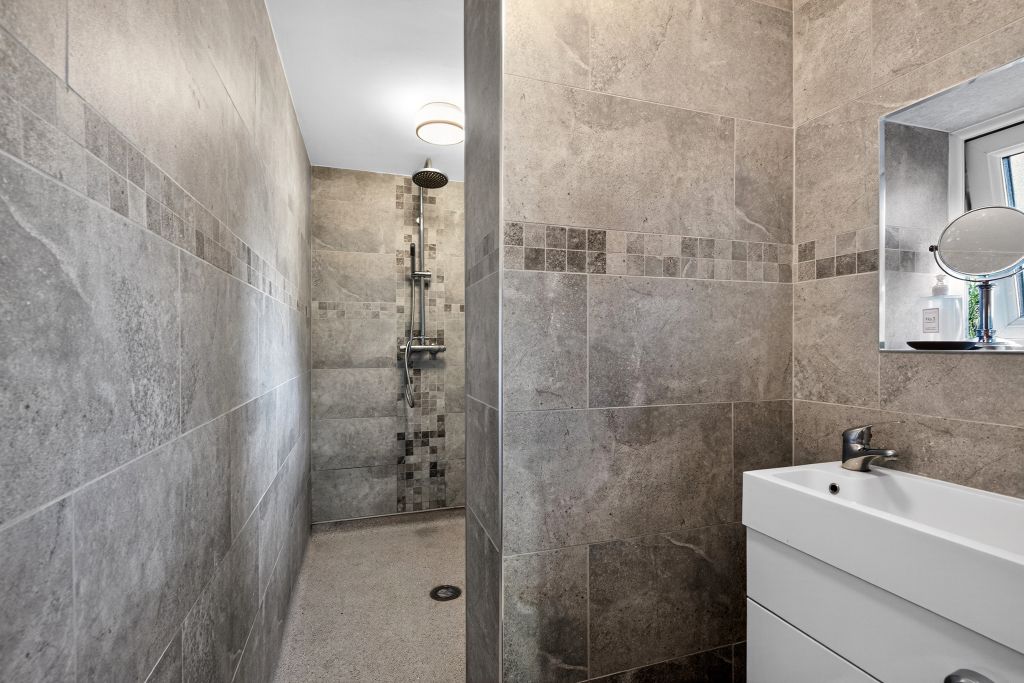 Additional image 9 of 3 bed semi-detached house for saleWaterloo Road, Stoke-On-Trent ST6