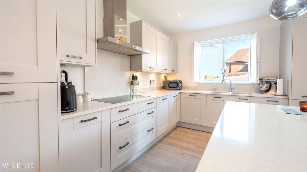 Additional image 6 of 4 bed detached house for saleRangemoor Crescent, Amington, Tamworth B77