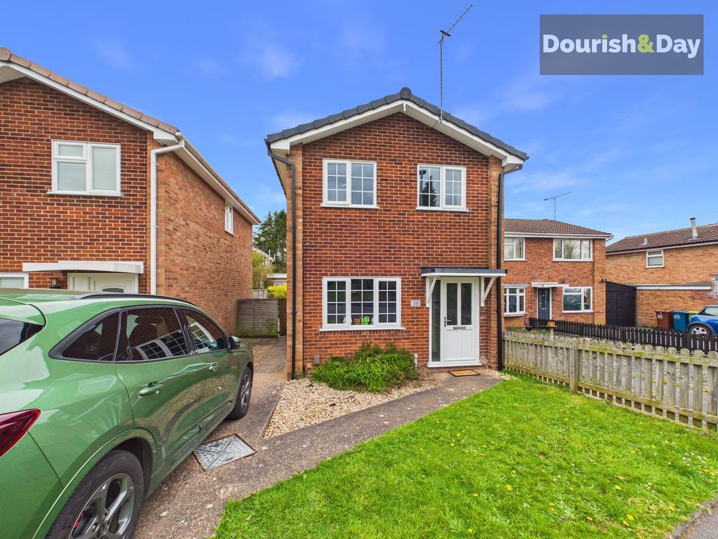 3 bed detached house for saleClarendon Drive, Western Downs, Stafford ST17