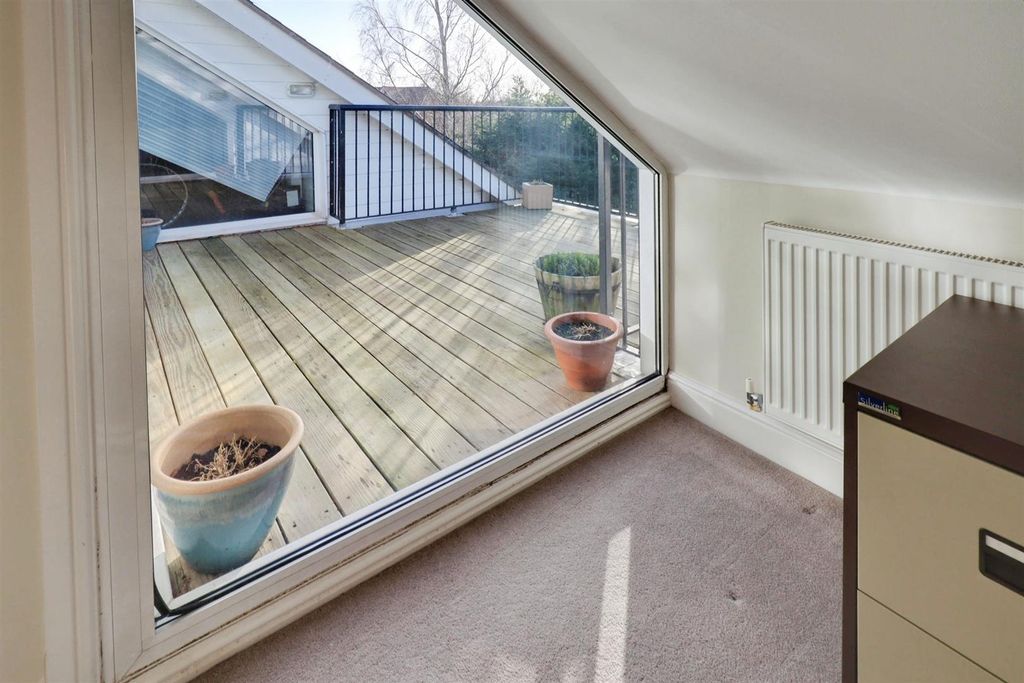 Additional image 39 of 3 bed flat for saleBrackenwood Mews, Weston, Crewe CW2