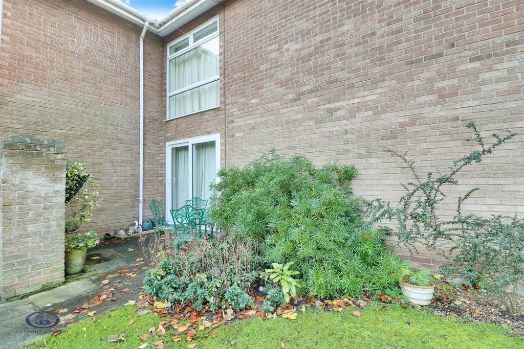 Additional image 16 of 2 bed flat for saleMere Court, Sandbach Road North, Alsager ST7