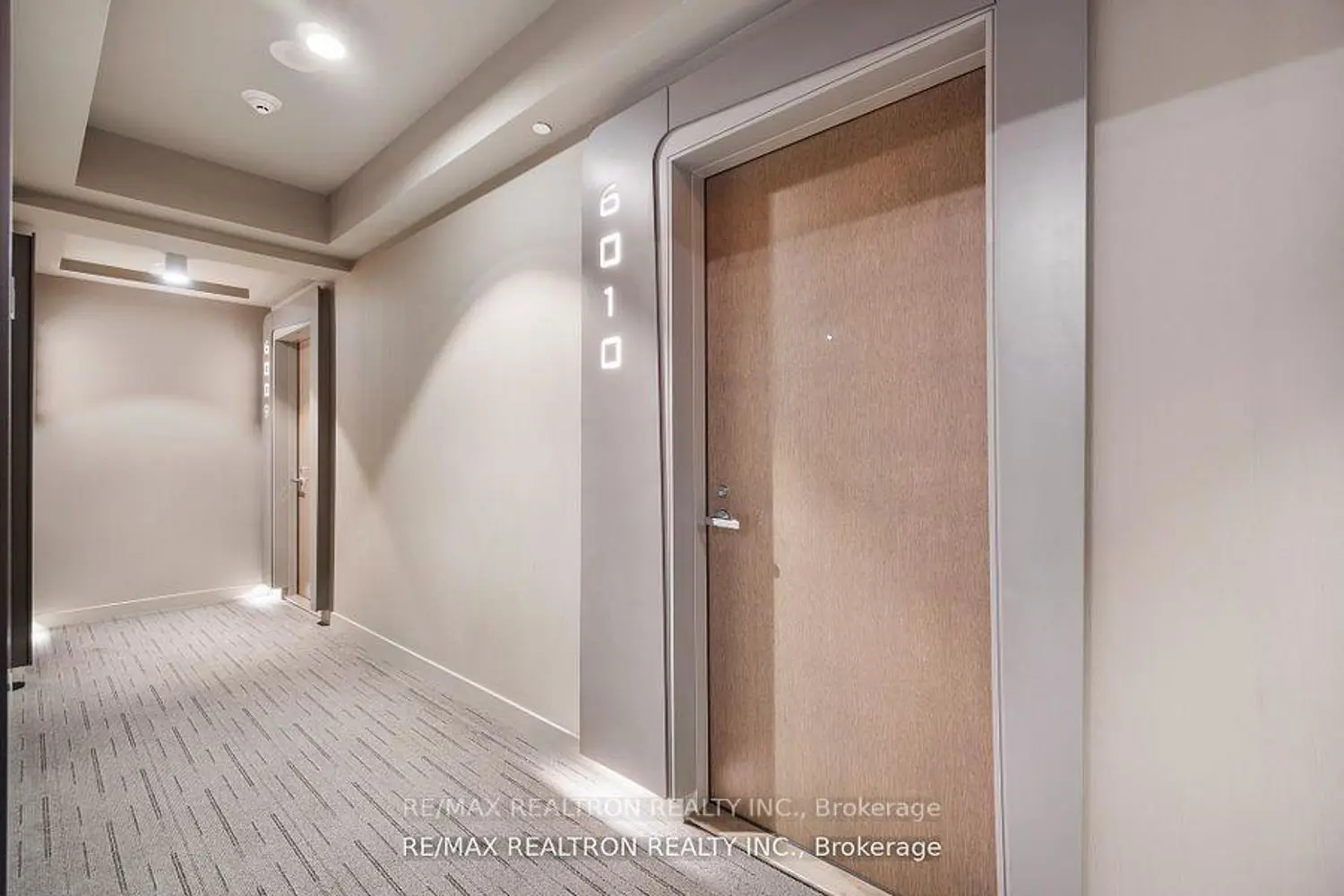 Additional image 9 of 1 Bloor Street 6010