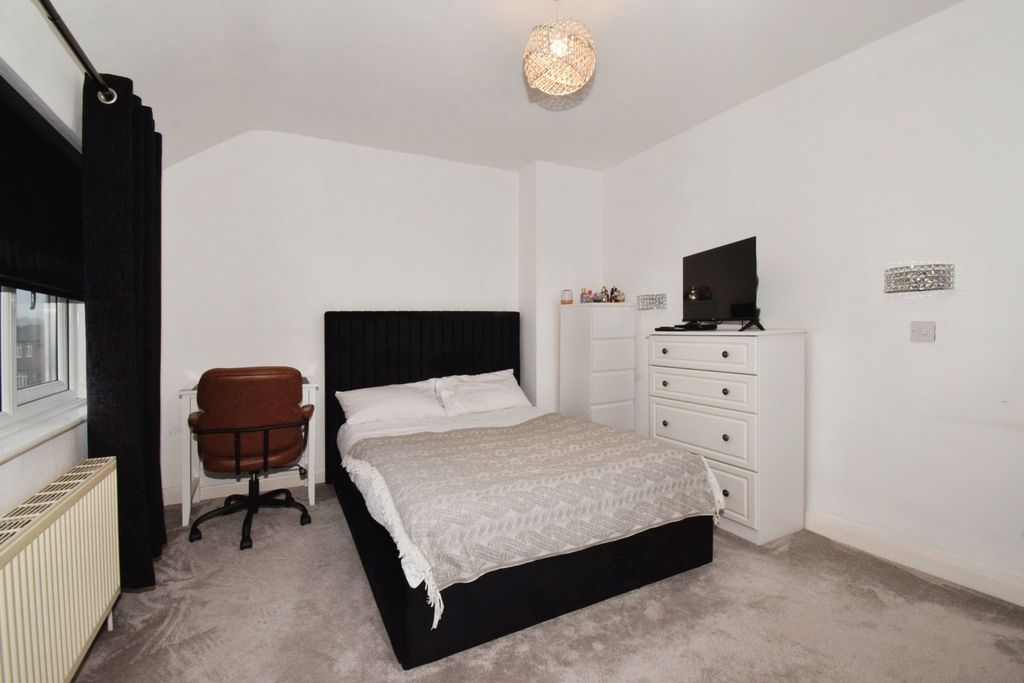 Additional image 19 of 3 bed semi-detached house for saleStonehill Avenue, Birstall, Leicester LE4