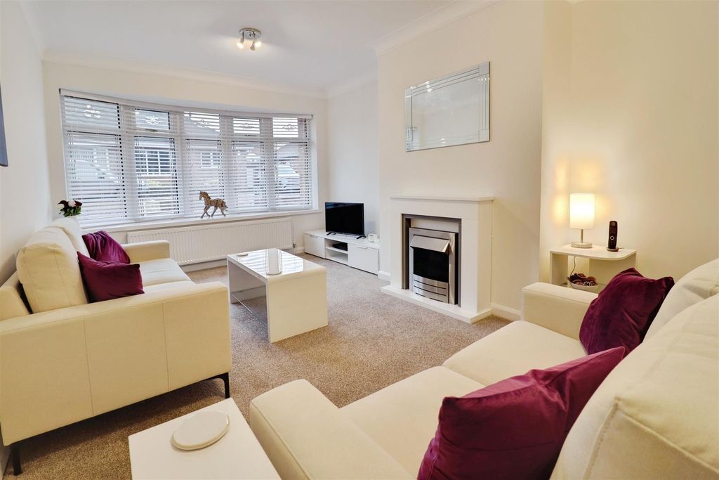 Additional image 3 of 2 bed semi-detached bungalow for saleBrookside Close, Newcastle Under Lyme ST5