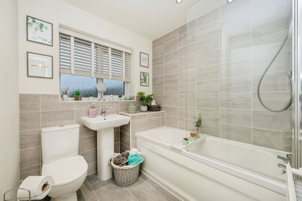 Additional image 10 of 3 bed detached house for saleCarter Close, Tamworth B79