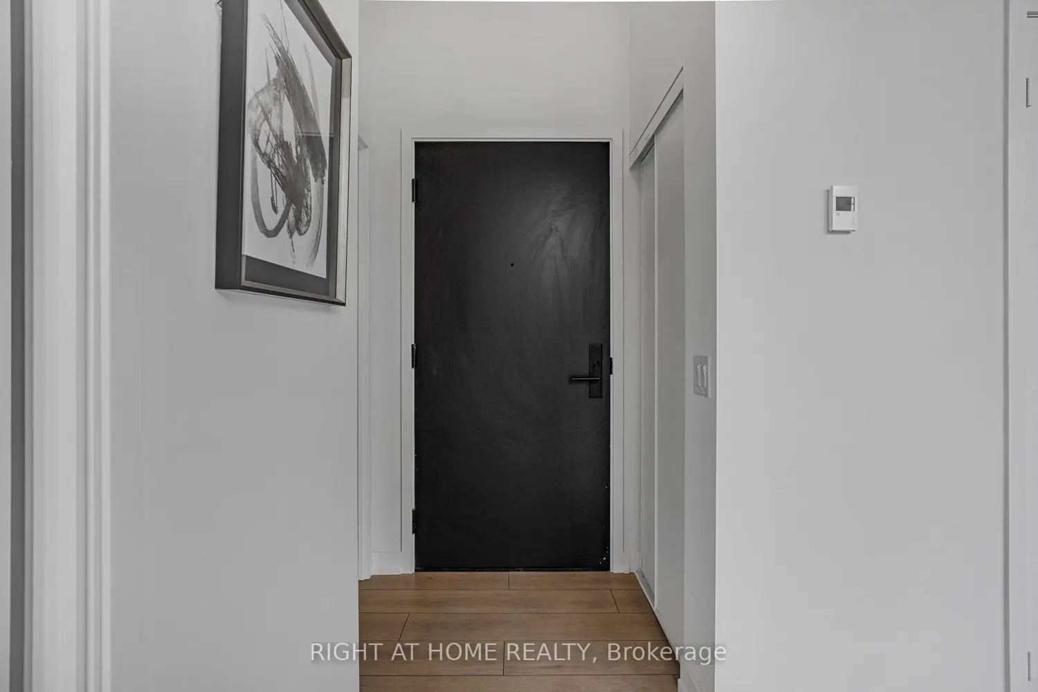 Additional image 3 of 500 Dupont Street 209