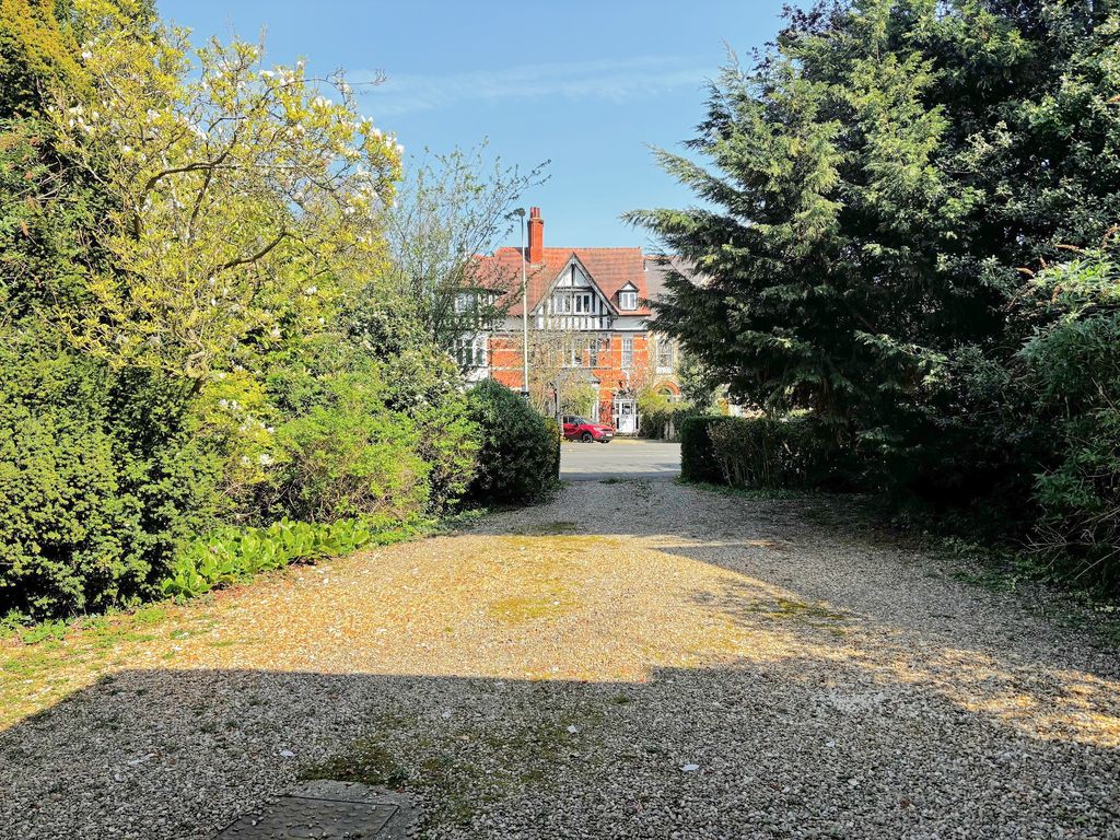 Additional image 24 of 4 bed detached house for saleLondon Road, Stoneygate, Leicester LE2