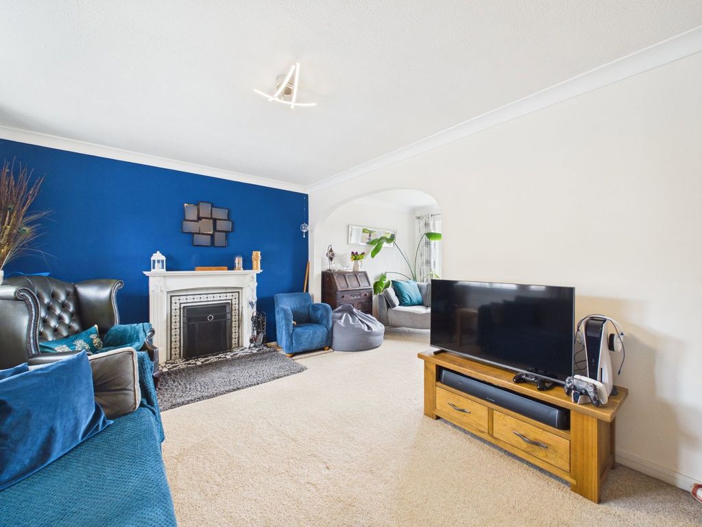 Additional image 4 of 4 bed detached house for saleStirling Drive, Thurnby LE7
