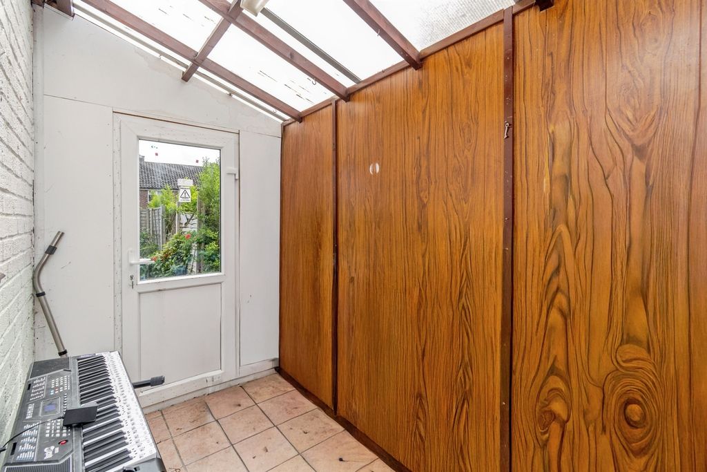 Additional image 8 of 3 bed semi-detached house for saleCarlisle Road, Cannock WS11