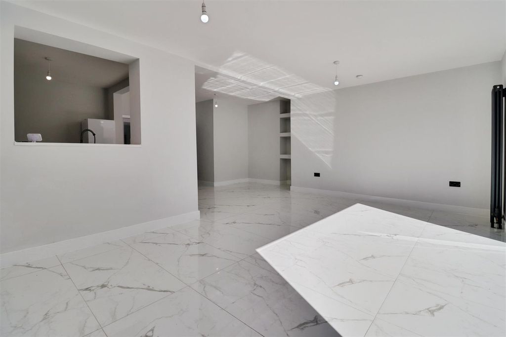 Additional image 10 of 4 bed semi-detached house for saleLower Milehouse Lane, Newcastle ST5