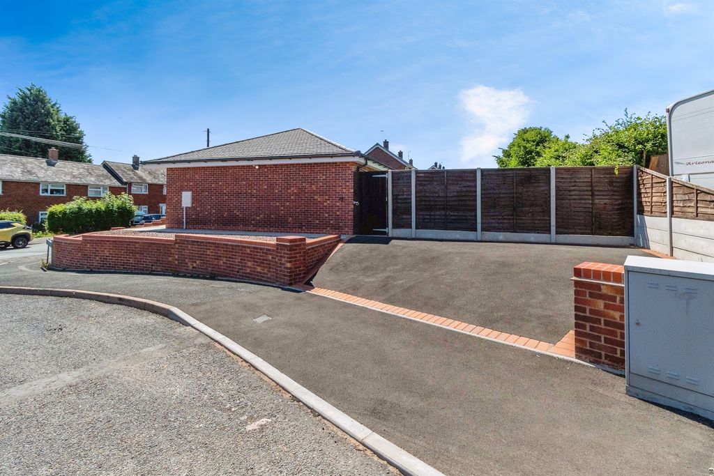 Additional image 17 of 2 bed semi-detached bungalow for saleMitre Road, Walsall WS6