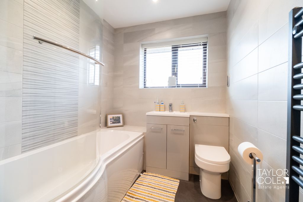 Additional image 28 of 4 bed detached house for saleCumberland Drive, Tamworth B78
