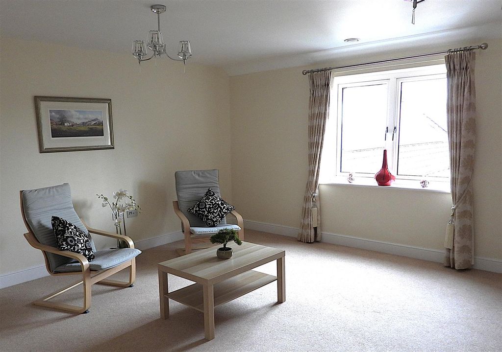 Additional image 4 of 2 bed flat for saleAlgar Court, Penn Road, Wolverhampton WV4