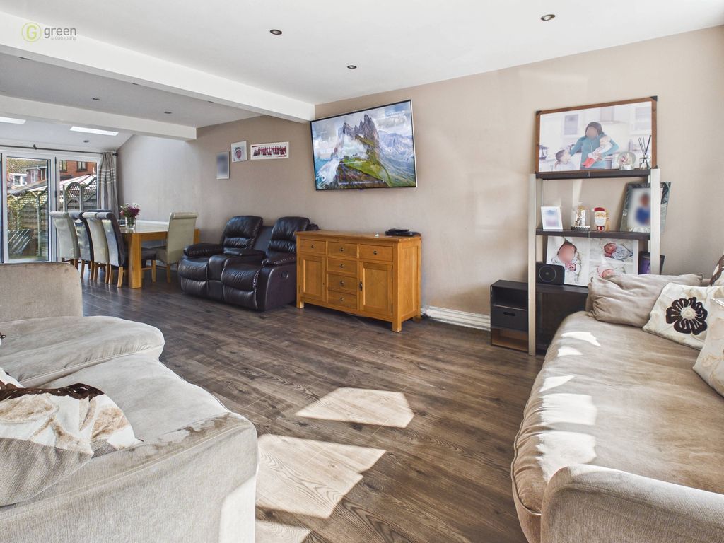 Additional image 8 of 4 bed semi-detached house for saleSuffolk Way, Fazeley, Tamworth B78