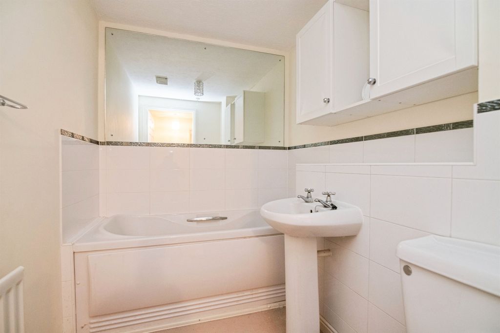 Additional image 7 of 2 bed flat for saleChurns Hill Lane, Himley, Dudley DY3