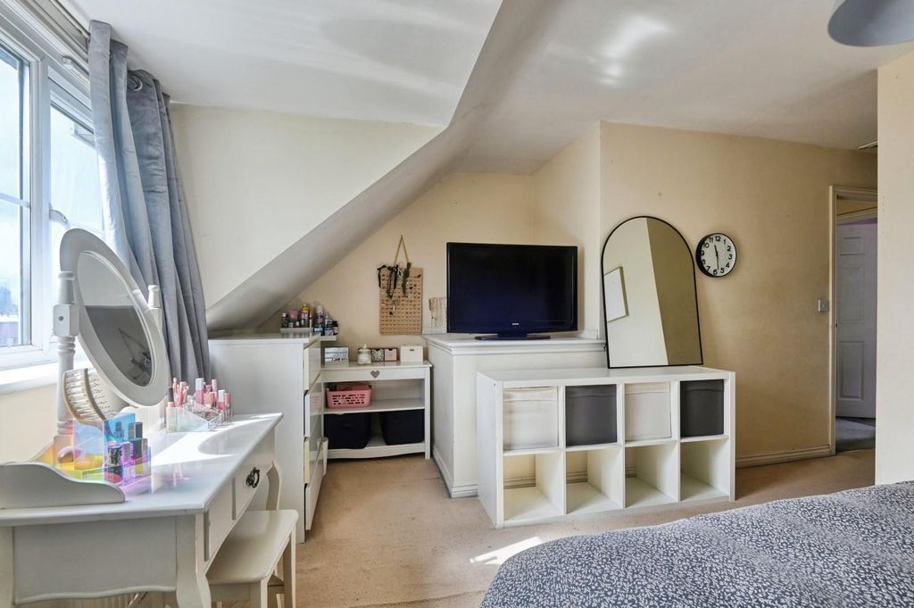 Additional image 10 of 4 bed terraced house for saleTame Close, Wilnecote, Tamworth B77
