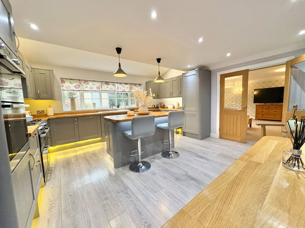 Additional image 7 of 4 bed detached house for saleMarlin, Dosthill, Tamworth B77