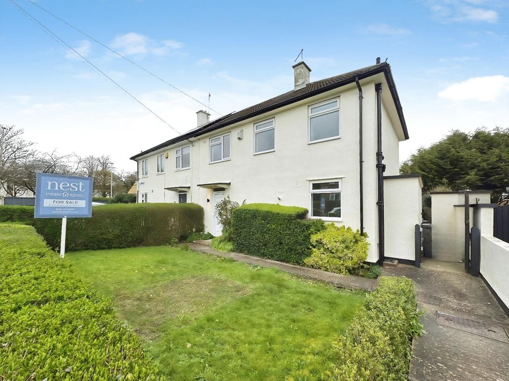 3 bed semi-detached house for saleMarkland, Leicester LE2
