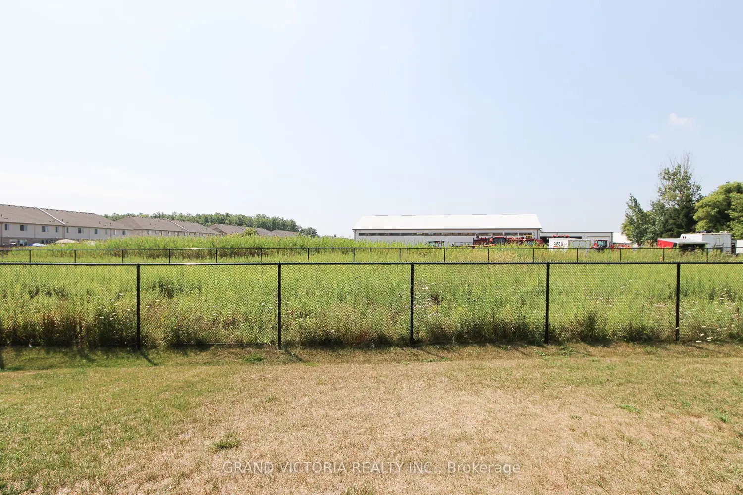 Additional image 18 of 28 Zoe Lane
