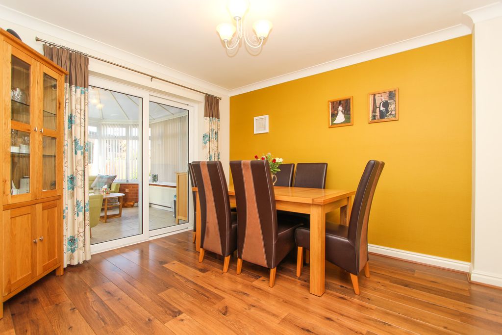 Additional image 6 of 4 bed detached house for saleMoat Drive, Drayton Bassett, Tamworth B78