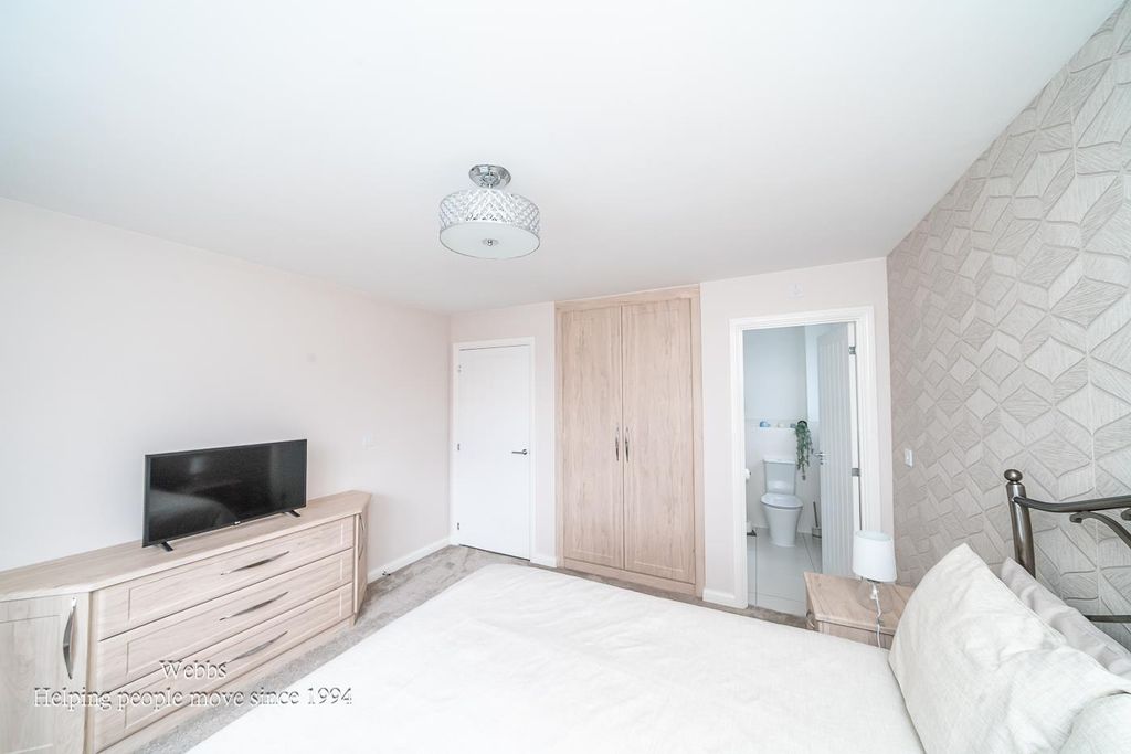 Additional image 16 of 4 bed detached house for saleElder Avenue, Essington, Wolverhampton WV11