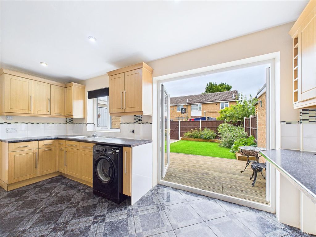 Additional image 6 of 3 bed terraced house for saleGrange Close, Burton Upon Trent DE14