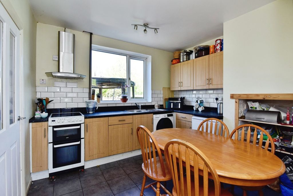 Additional image 5 of 3 bed semi-detached house for saleHollinshead Avenue, Newcastle, Staffordshire ST5