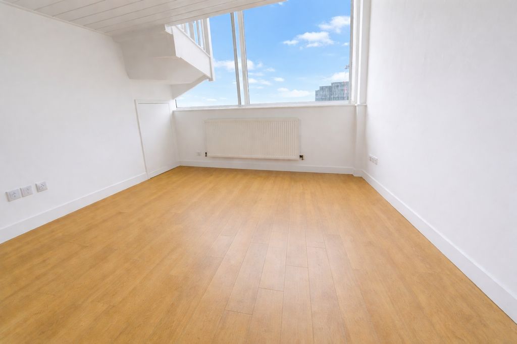 Additional image 6 of 2 bed flat for saleLee Street, Leicester LE1