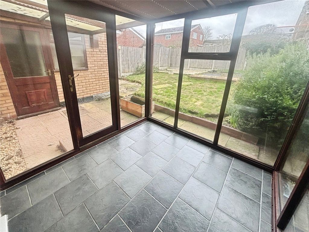Additional image 7 of 3 bed semi-detached house for saleAvon Close, Perton, Wolverhampton WV6