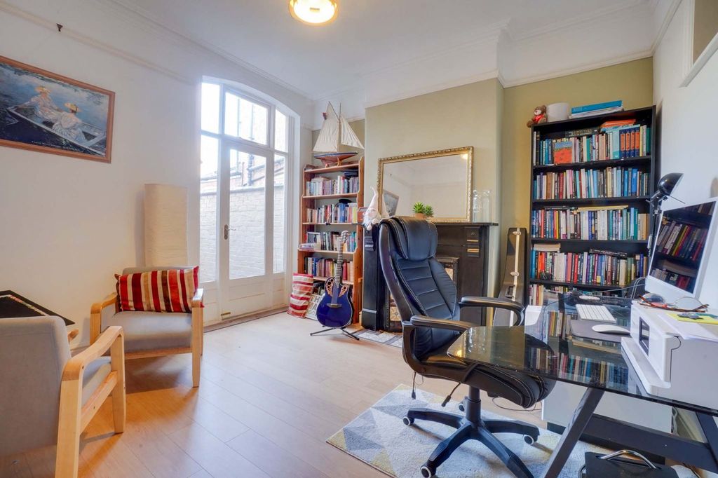 Additional image 7 of 3 bed terraced house for salePortland Road, Clarendon Park, Leicester LE2