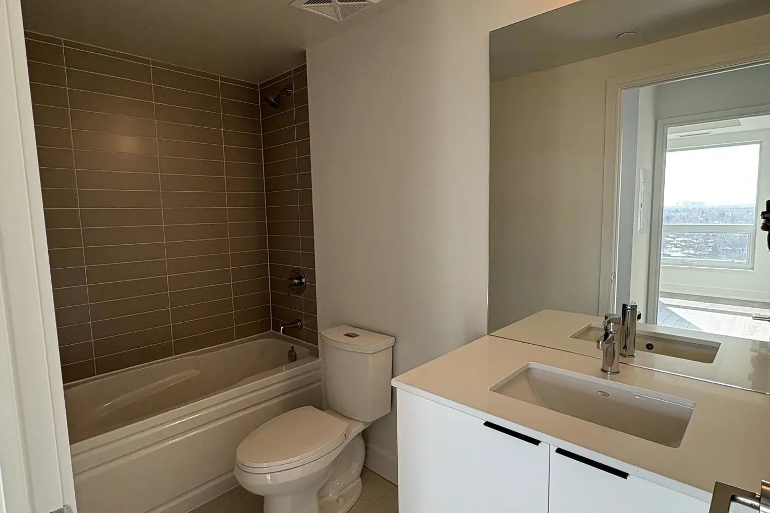 Additional image 13 of 1350 Ellesmere Road 1113