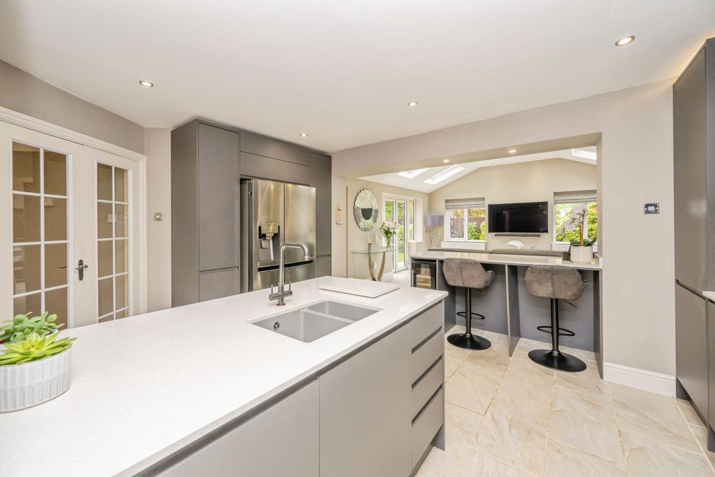 Additional image 7 of 5 bed detached house for saleEdwards Farm Road, Fradley WS13
