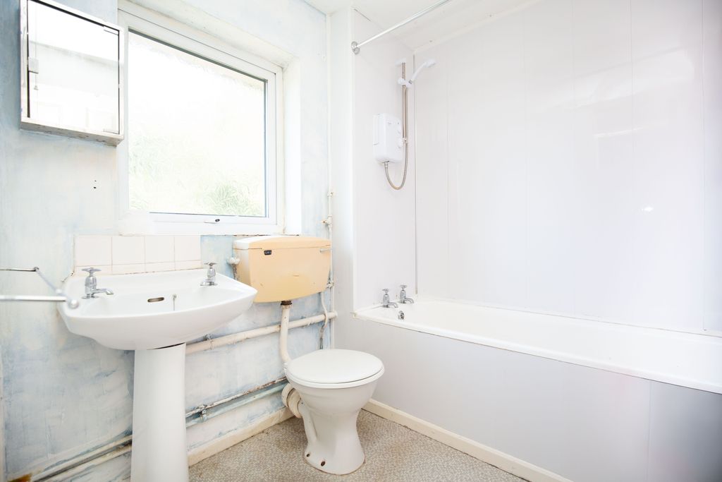 Additional image 14 of 3 bed end terrace house for saleEdale, Wilnecote, Tamworth B77