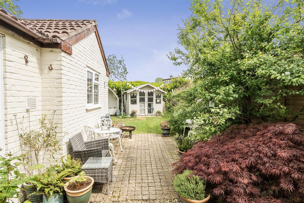 Additional image 16 of 5 bed detached house for saleBramble Drive, Chippenham SN15