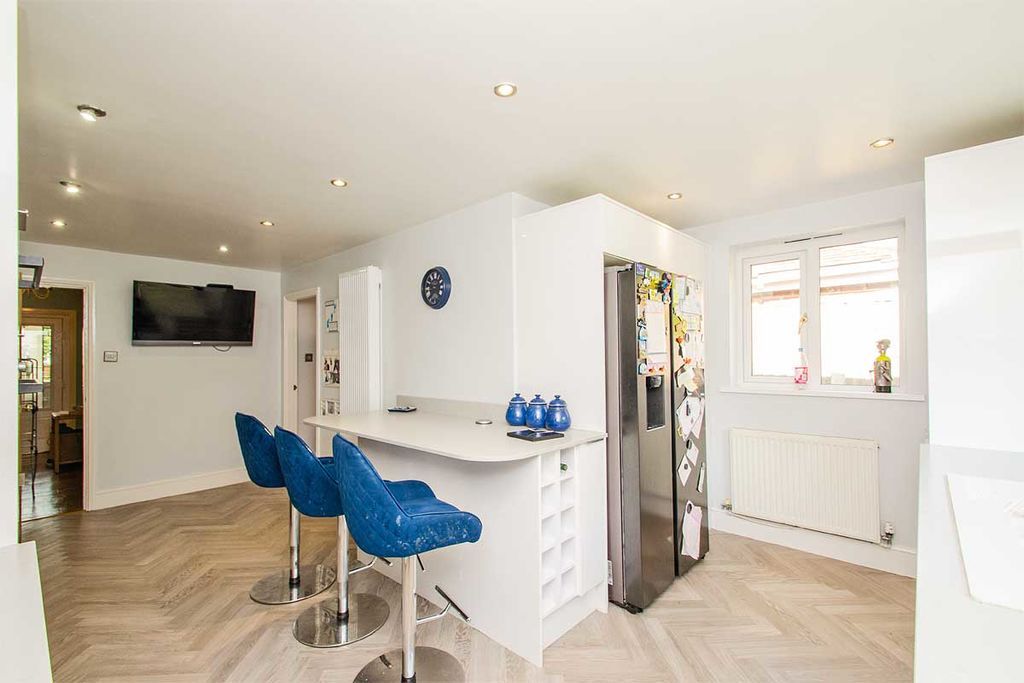 Additional image 6 of 3 bed detached house for saleBroad Lane, Essington WV11