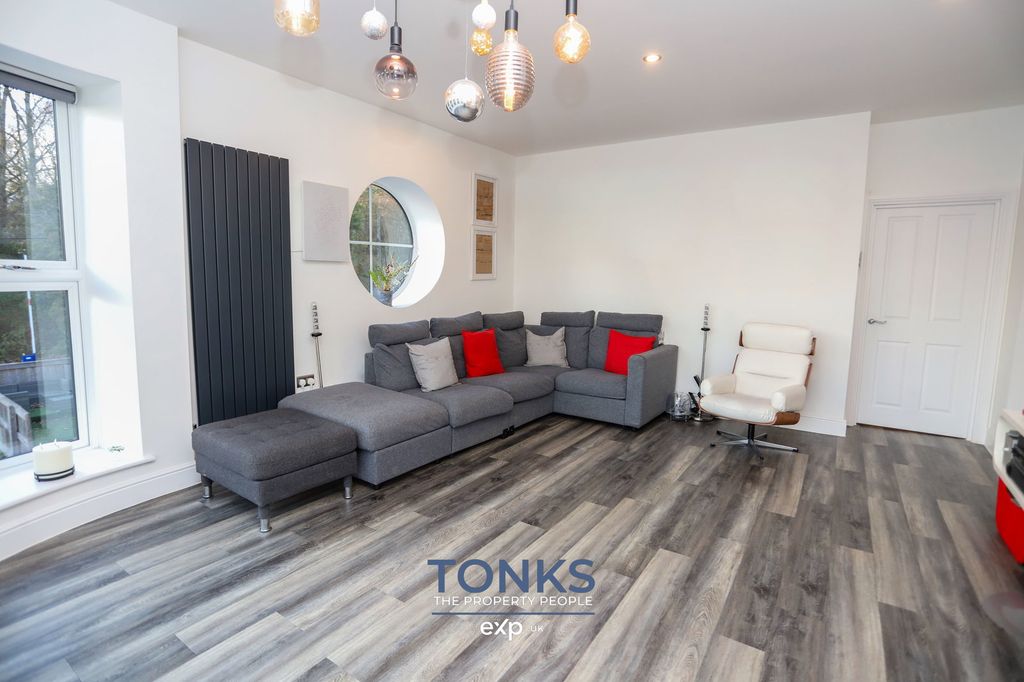Additional image 3 of 2 bed flat for saleBaggeridge House, Roadstone Drive, Dudley, West Midlands DY3