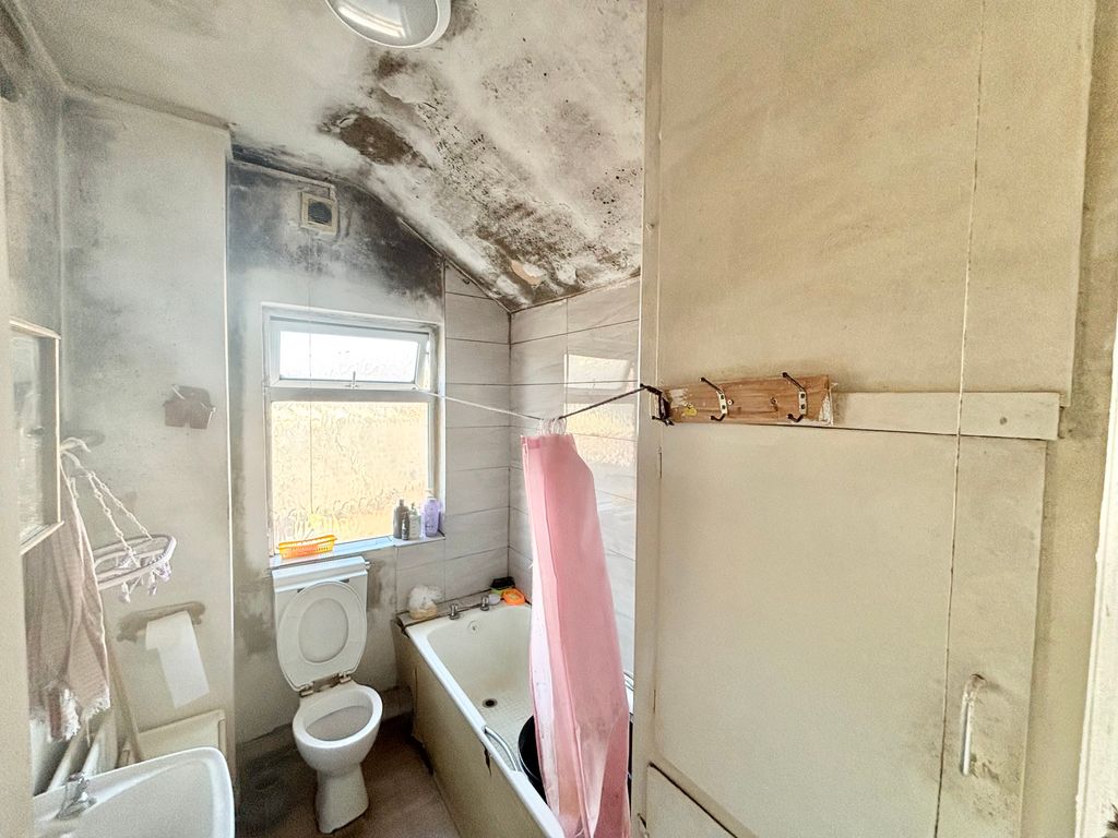 Additional image 5 of 2 bed terraced house for saleSherrard Road, Leicester LE5