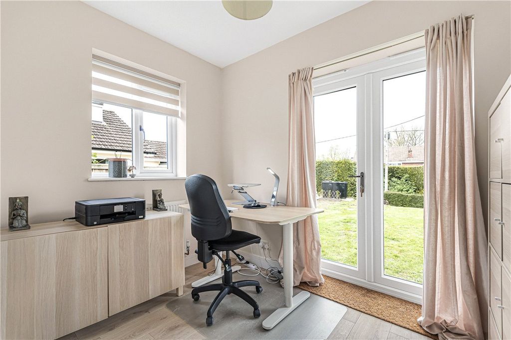 Additional image 12 of 3 bed bungalow for saleMiddle Lane, Cherhill, Calne, Wiltshire SN11