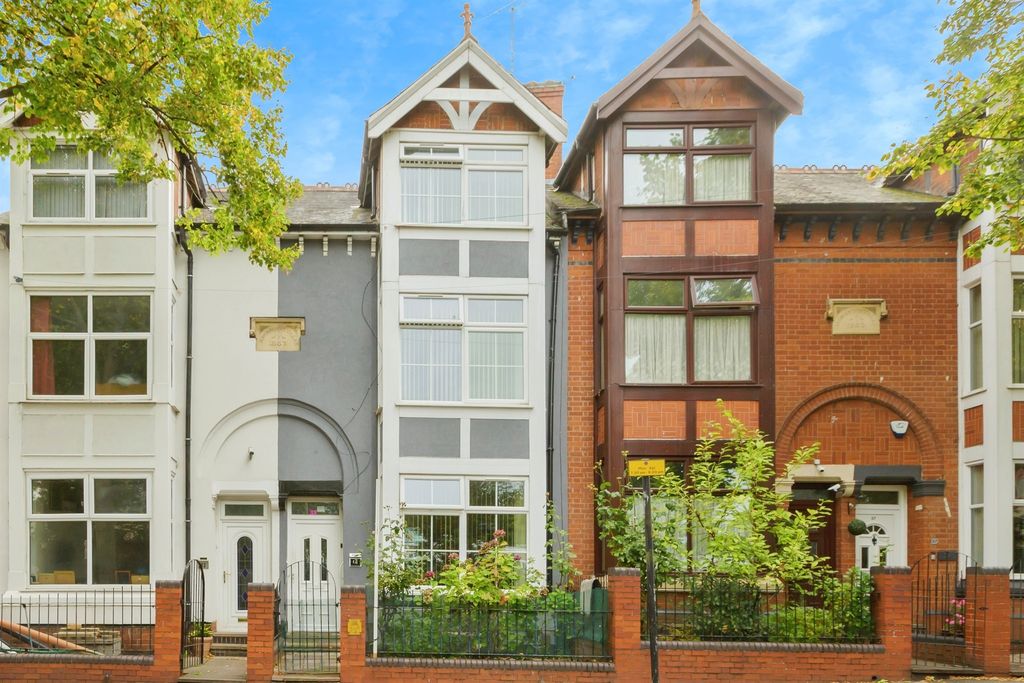 5 bed terraced house for saleMelbourne Road, Leicester LE2