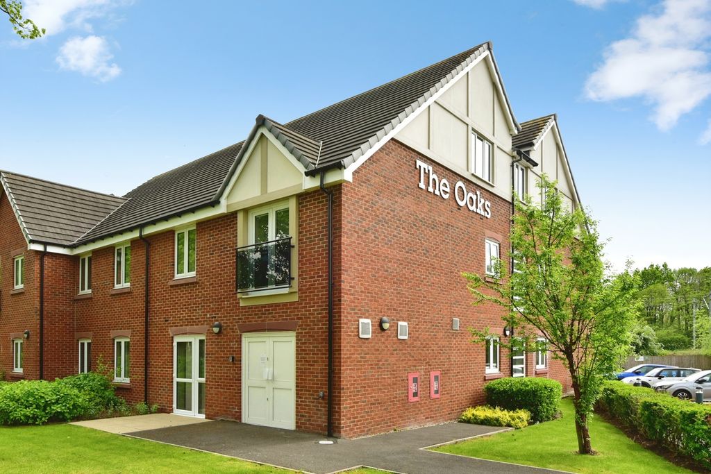 2 bed flat for saleCedar Avenue, Alsager, Stoke-On-Trent, Cheshire ST7