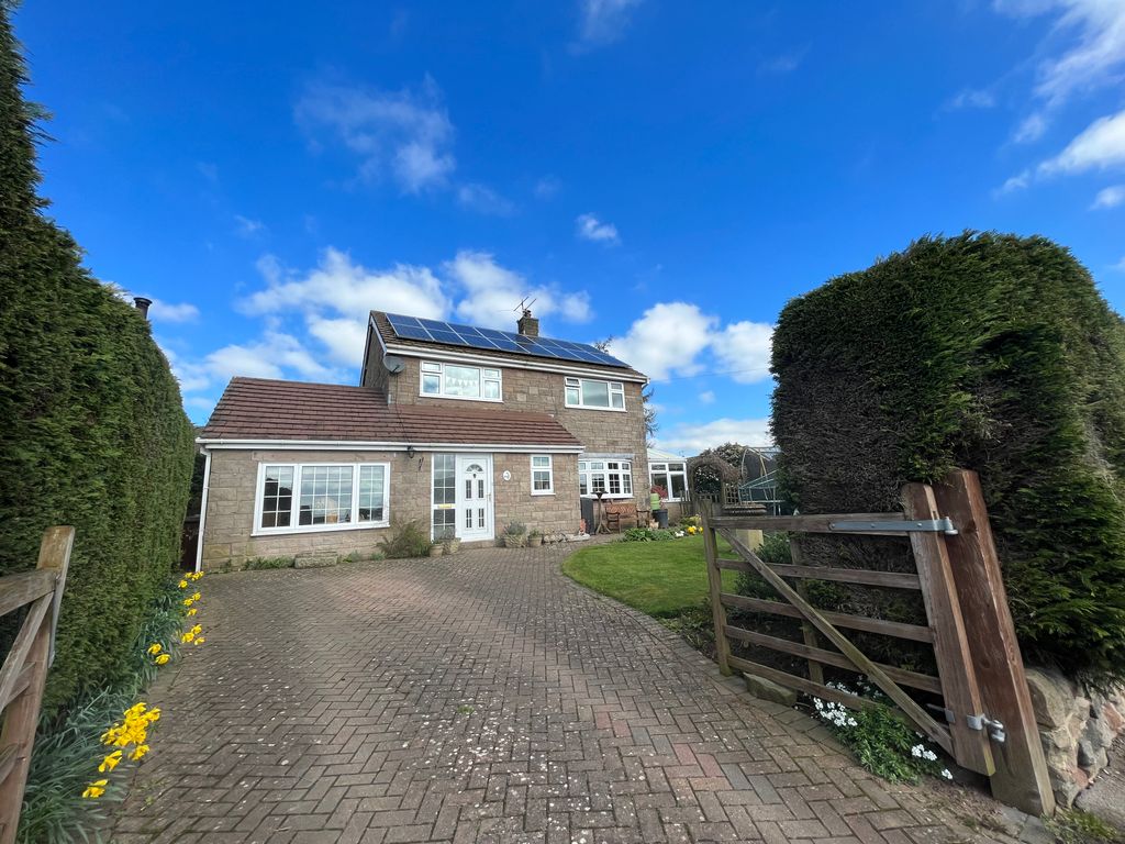4 bed detached house for saleBrookfields Road, Ipstones, Stoke-On-Trent ST10