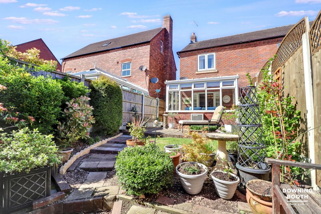 Additional image 19 of 2 bed end terrace house for saleWalnut Walk, Lichfield WS13