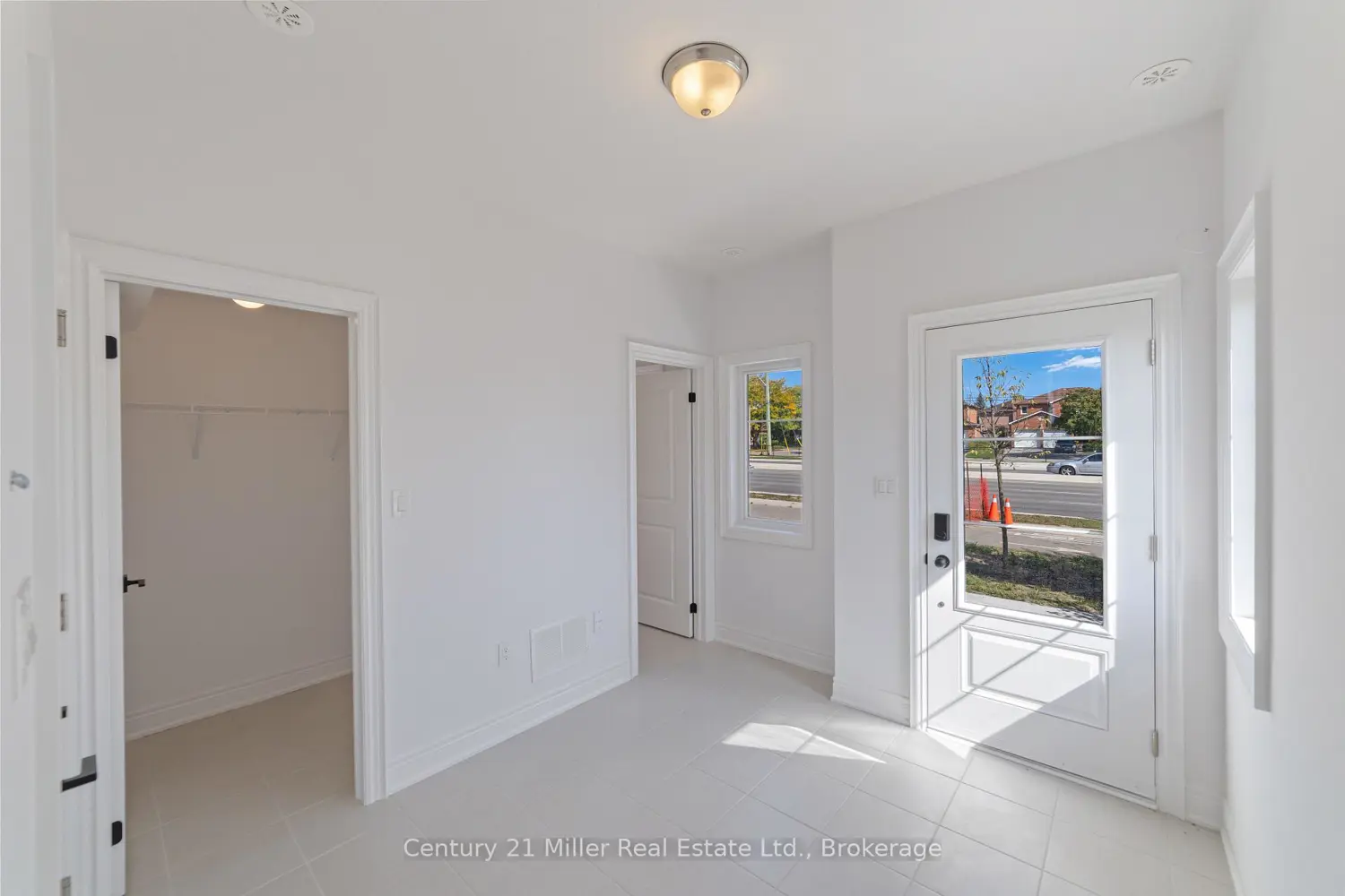 2140 Trafalgar Road 42