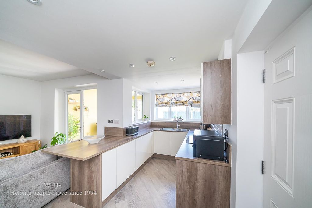 Additional image 10 of 3 bed semi-detached bungalow for saleChurch Road, Shareshill, Wolverhampton WV10