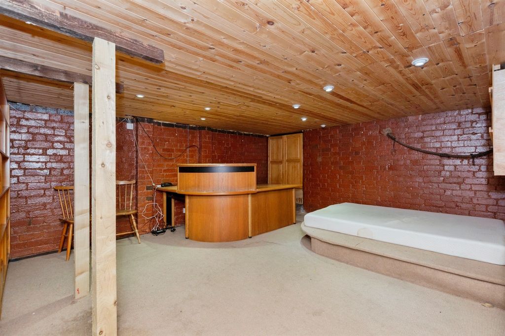 Additional image 17 of 4 bed end terrace house for saleWilberforce Road, Leicester LE3