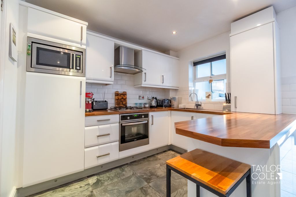 Additional image 4 of 4 bed terraced house for saleKensington Drive, Tamworth B79
